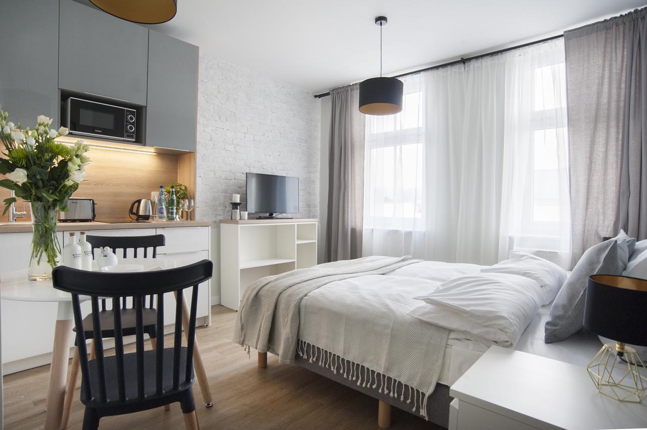 7 Continents Apartments Poznan Bagian luar foto