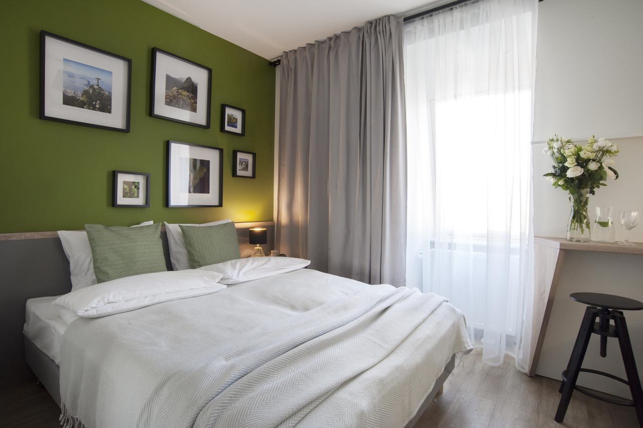 7 Continents Apartments Poznan Bagian luar foto